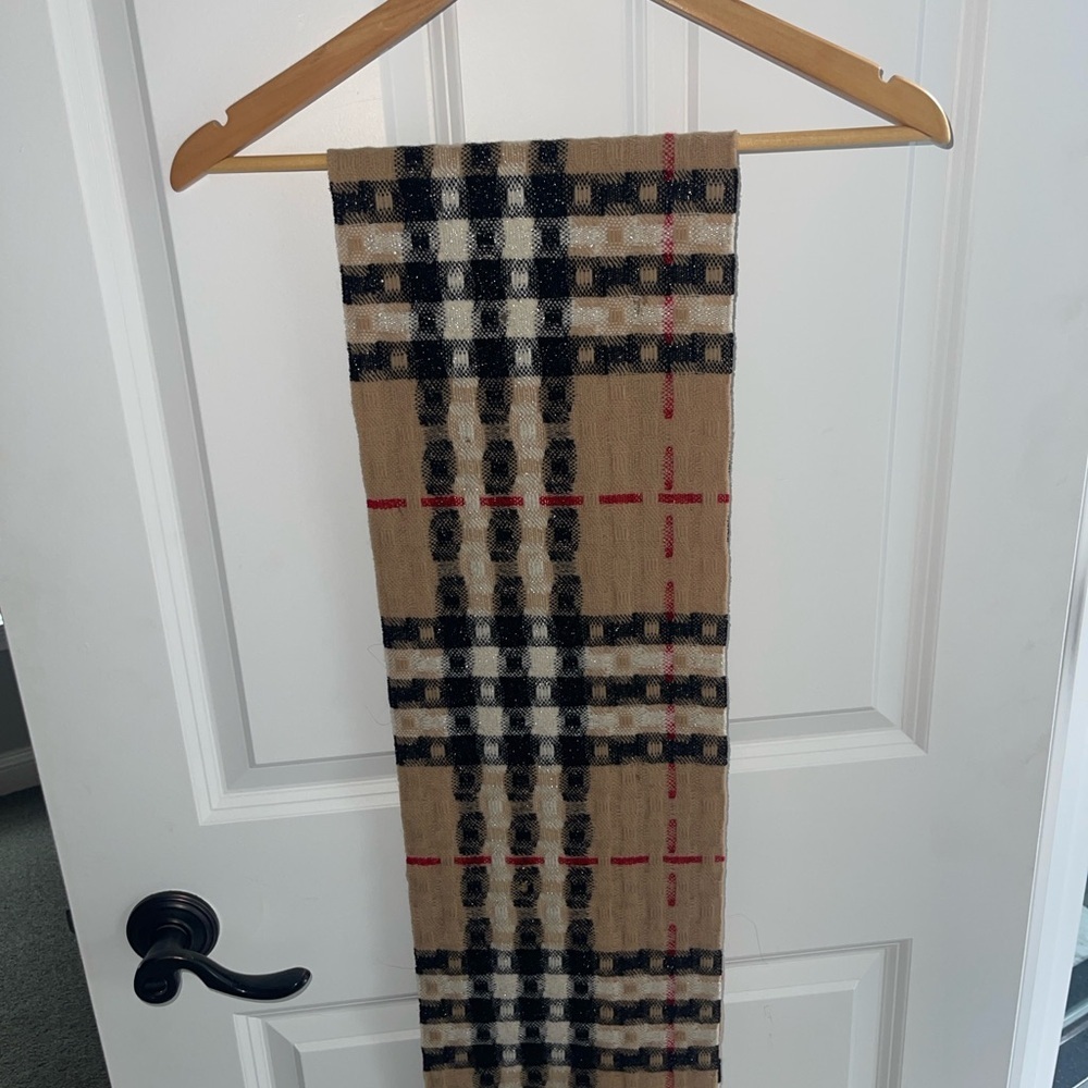 BURBERRY Glitter Tan Checkered Wool Scarf Woven Textured Fringe L: 56" x W: 14" - Picture 5 of 8